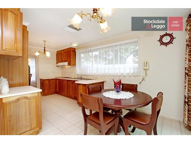 34 Goodwood Crescent, Gladstone Park VIC 3043