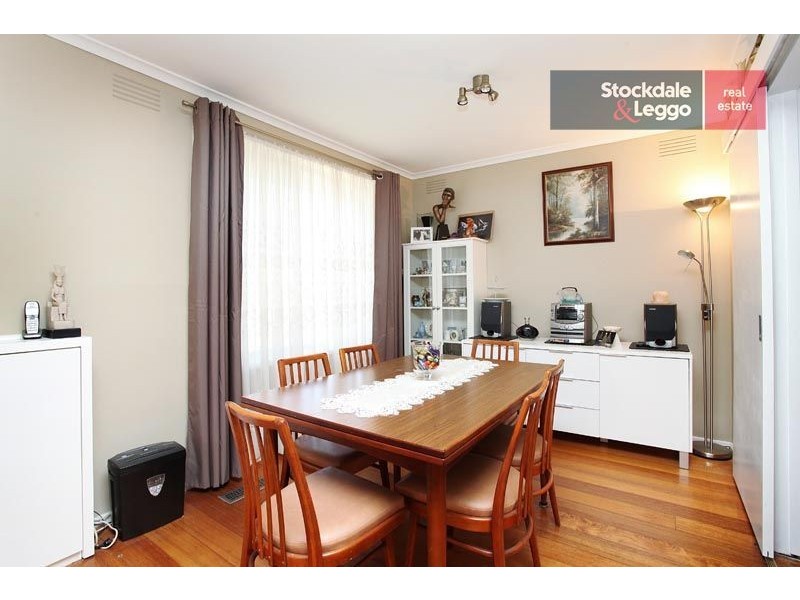 40 South Circular Road, Gladstone Park VIC 3043