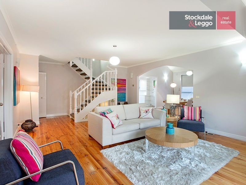 42 Clarke Drive, Gladstone Park VIC 3043