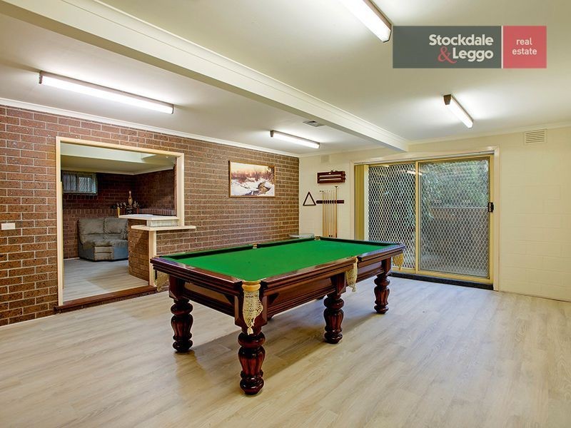 42 Clarke Drive, Gladstone Park VIC 3043