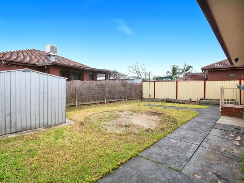21 Tangemere Avenue, Tullamarine VIC 3043