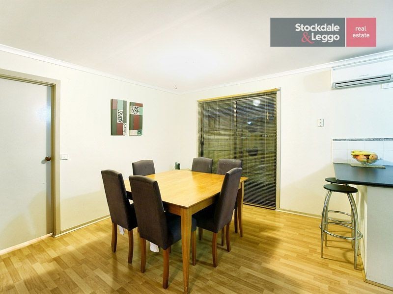 100 Lenoak Street, Gladstone Park VIC 3043