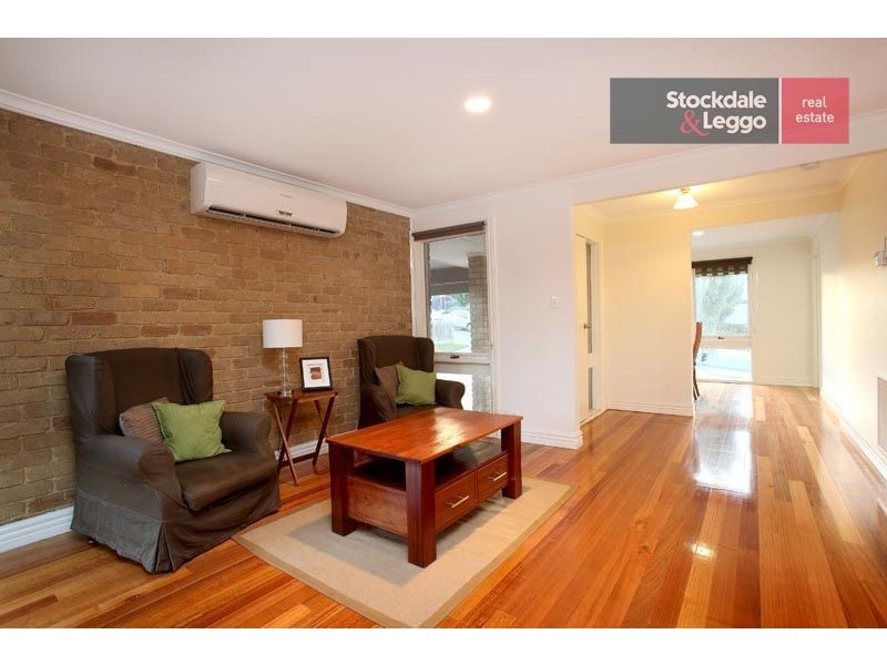 3 Banks Place, Gladstone Park VIC 3043