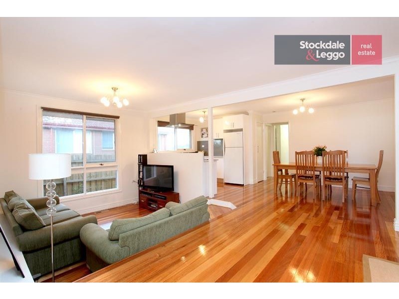 3 Banks Place, Gladstone Park VIC 3043