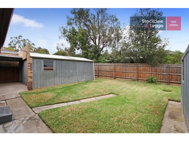 13 Beecroft Drive, Westmeadows VIC 3049