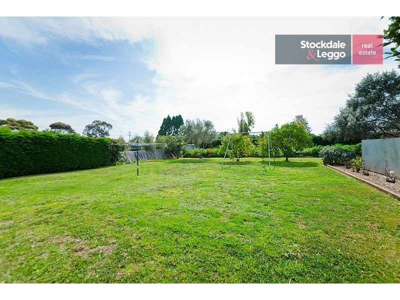 52 Banksia Grove, Tullamarine VIC 3043