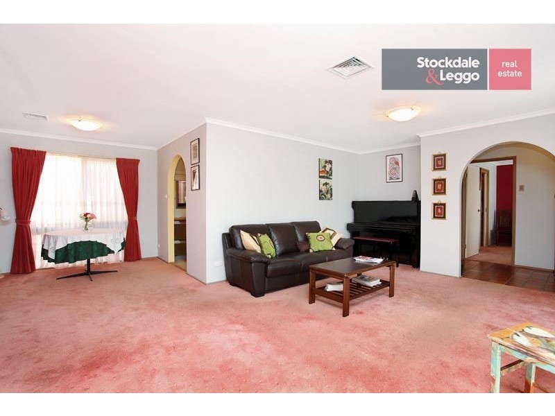 10 Arjay Court, Westmeadows VIC 3049