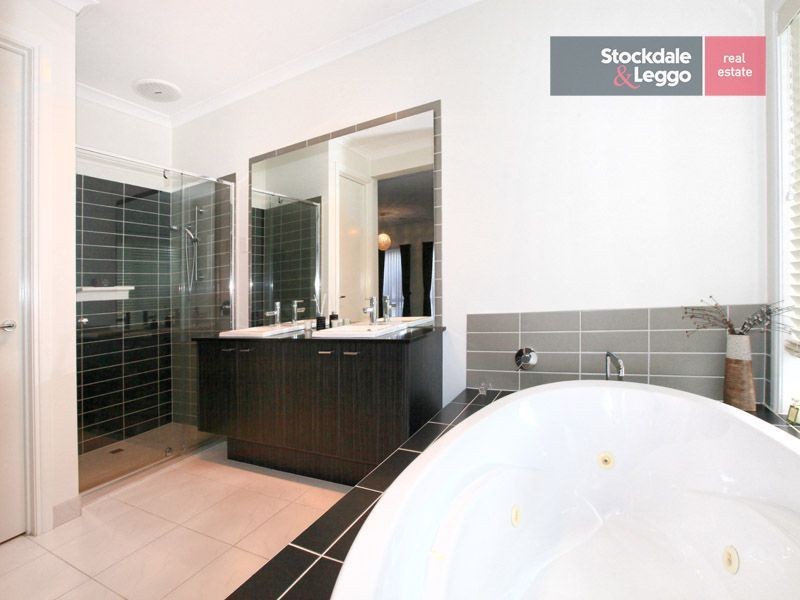 6 Armadale Road, Craigieburn VIC 3064