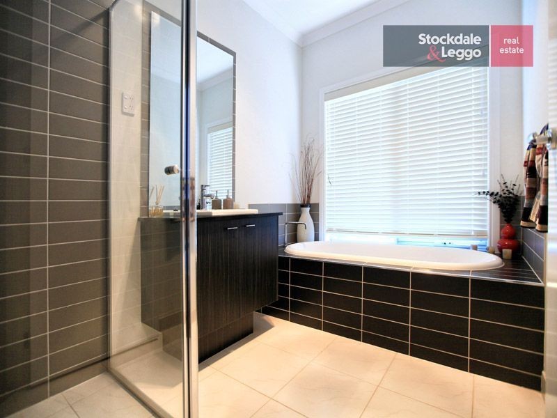 6 Armadale Road, Craigieburn VIC 3064