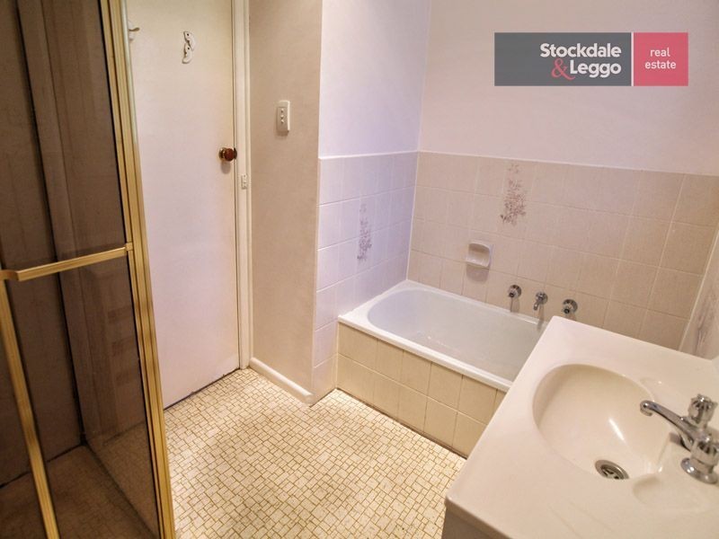 71 Wattleglen Street, Craigieburn VIC 3064
