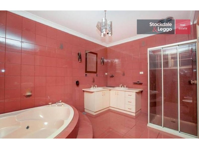 27 Elizabeth Street, Westmeadows VIC 3049