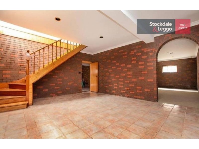 27 Elizabeth Street, Westmeadows VIC 3049