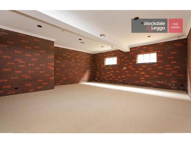 27 Elizabeth Street, Westmeadows VIC 3049