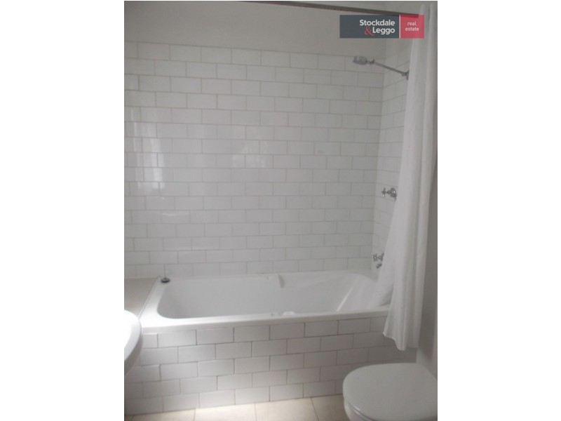 74 Grandview Avenue, Pascoe Vale South VIC 3044