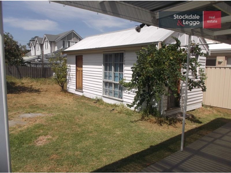 74 Grandview Avenue, Pascoe Vale South VIC 3044