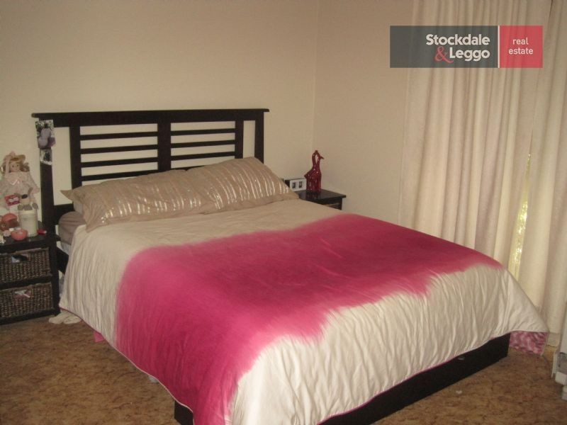 14 Alison Place, Attwood VIC 3049