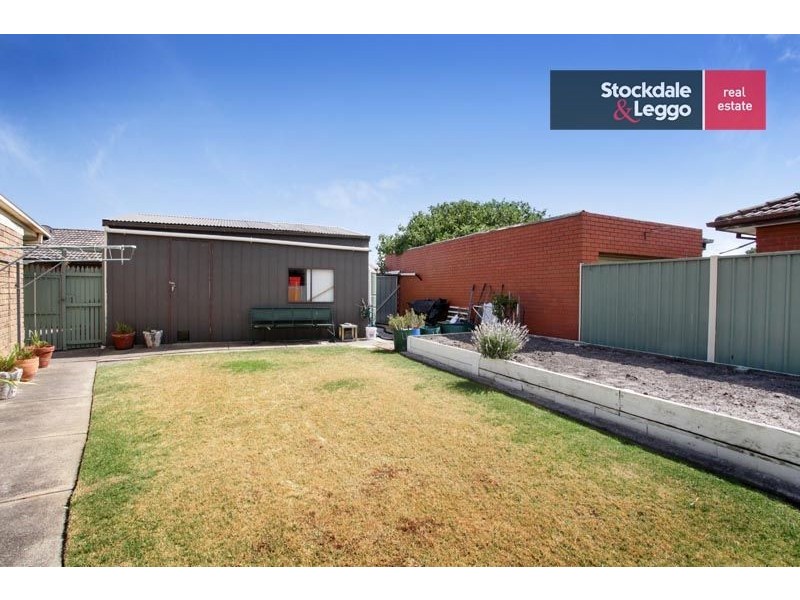 109 Carrick Drive, Gladstone Park VIC 3043