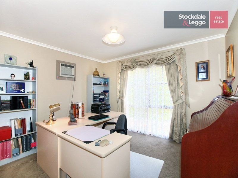 14 Kintyre Court, Greenvale VIC 3059