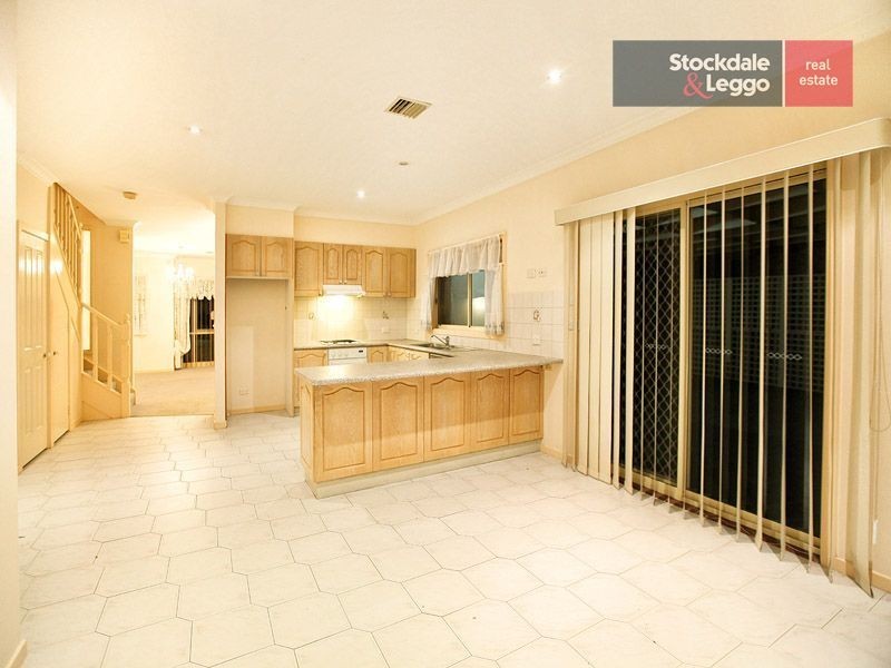 45 Arncliffe Boulevard, Greenvale VIC 3059