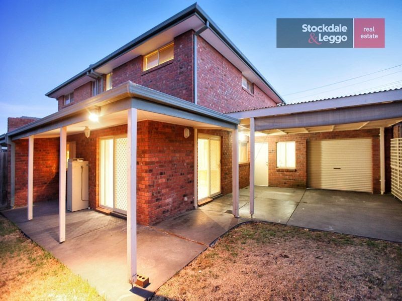 45 Arncliffe Boulevard, Greenvale VIC 3059