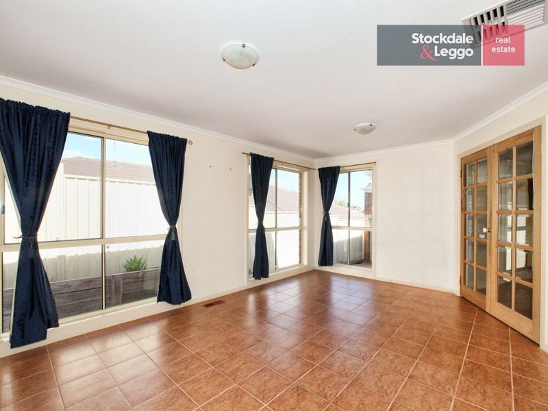 6 Stranraer Close, Greenvale VIC 3059