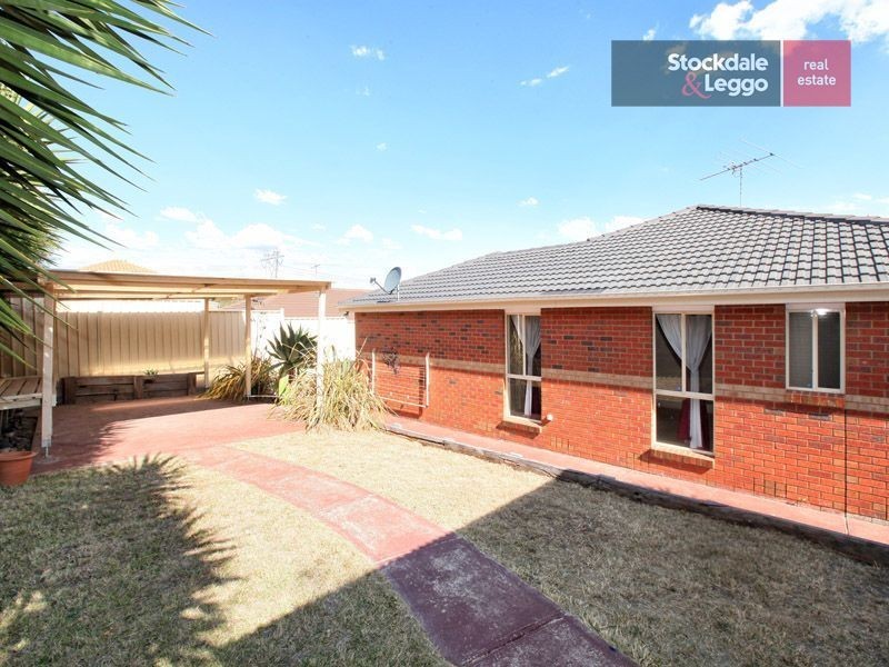 6 Stranraer Close, Greenvale VIC 3059