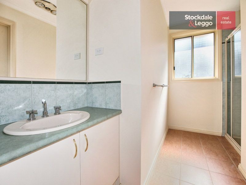 6 Stranraer Close, Greenvale VIC 3059