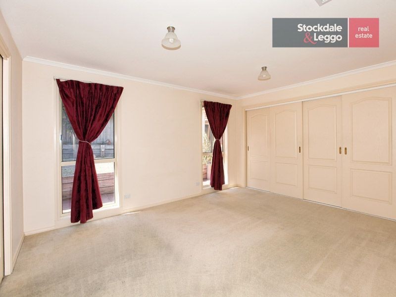 6 Stranraer Close, Greenvale VIC 3059