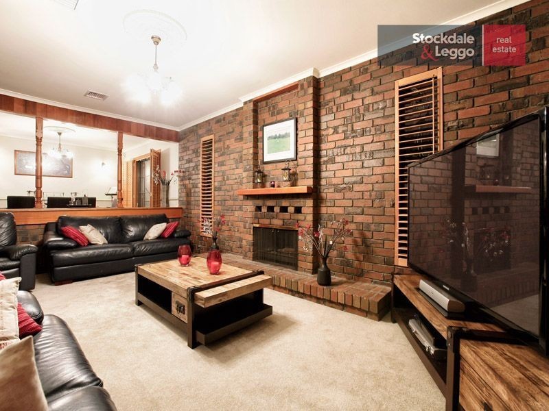 6 Hartley Crescent, Greenvale VIC 3059