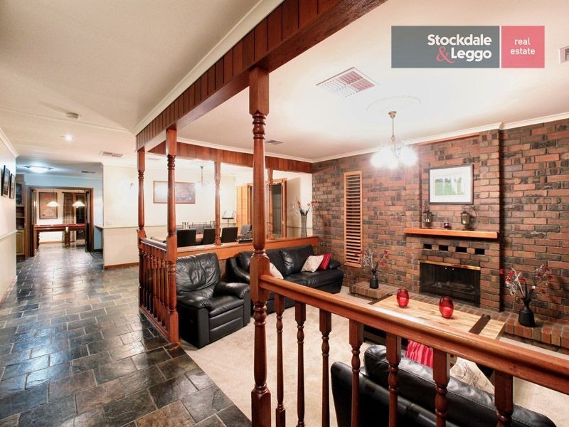 6 Hartley Crescent, Greenvale VIC 3059