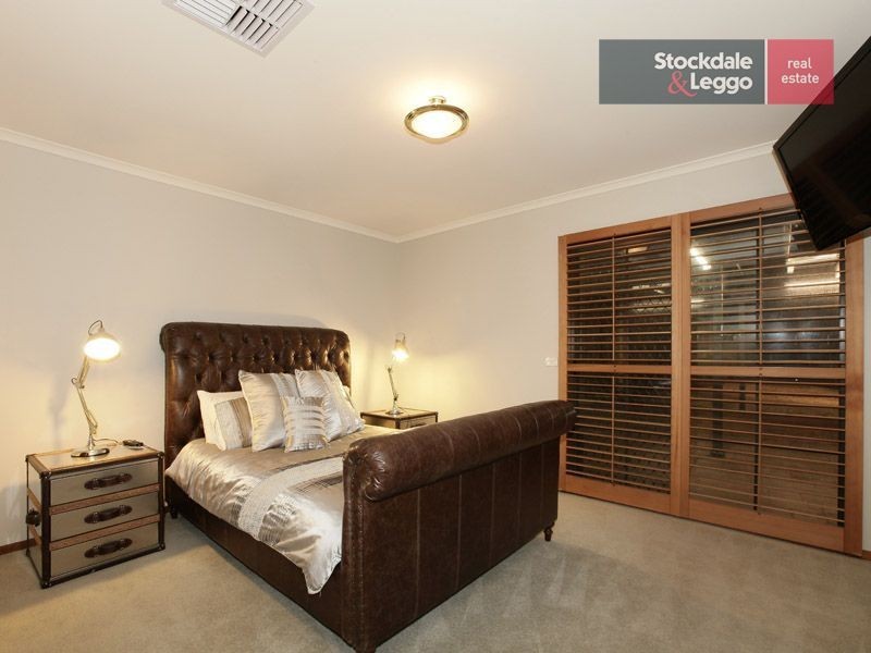 6 Hartley Crescent, Greenvale VIC 3059