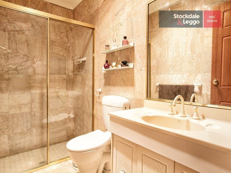 6 Hartley Crescent, Greenvale VIC 3059