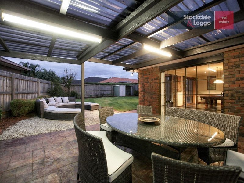 6 Hartley Crescent, Greenvale VIC 3059