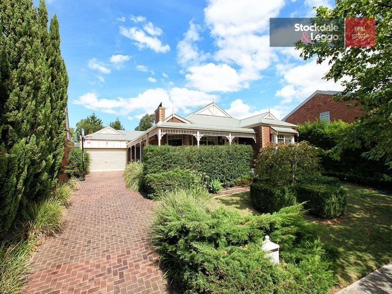 2 Manhattan Court, Greenvale VIC 3059