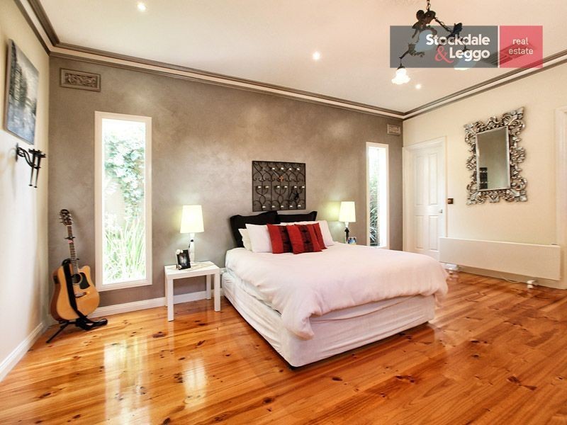 2 Manhattan Court, Greenvale VIC 3059