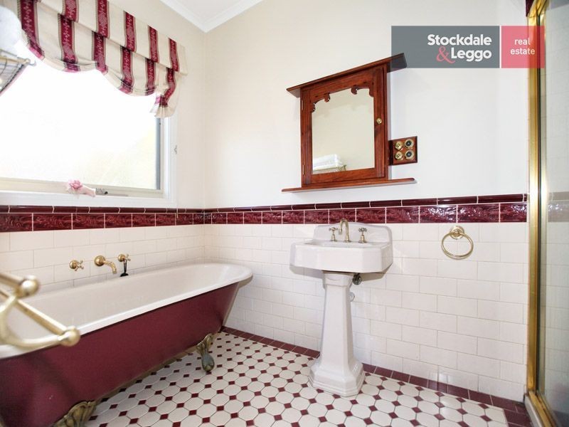 2 Manhattan Court, Greenvale VIC 3059