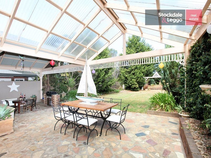 2 Manhattan Court, Greenvale VIC 3059