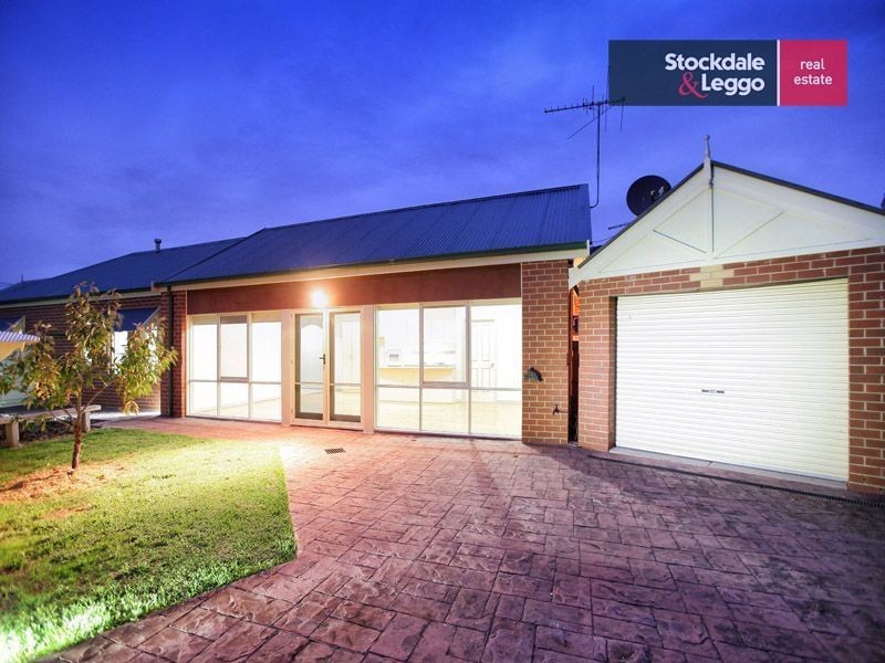 41B Simmington Circuit, Greenvale VIC 3059