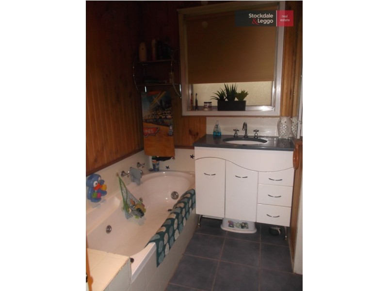 10 Nathalia Street, Broadmeadows VIC 3047