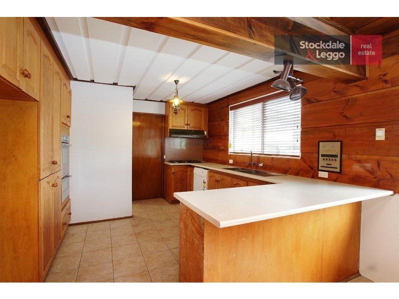 46 North Circular Road, Gladstone Park VIC 3043