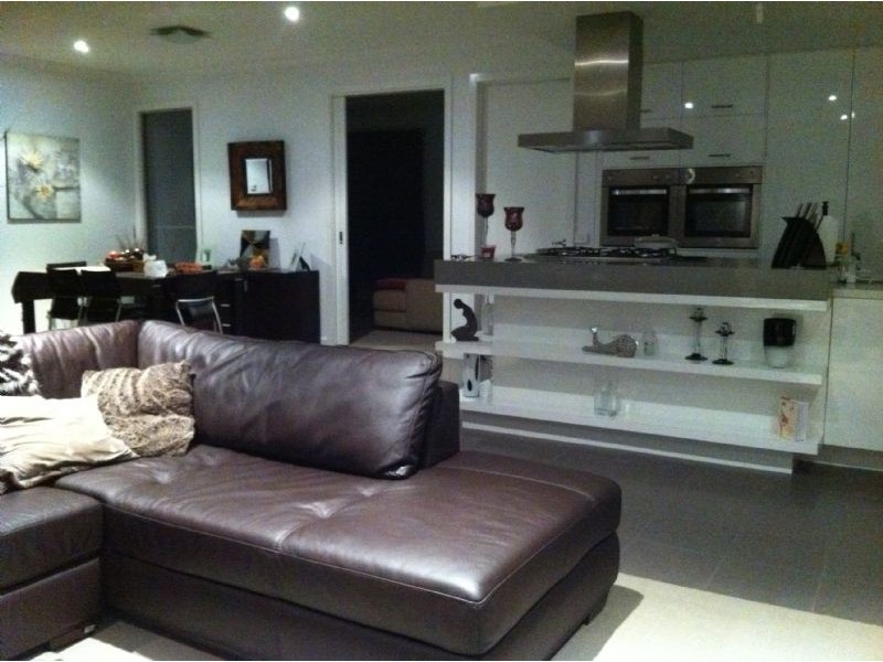 4 Stranraer Close, Greenvale VIC 3059