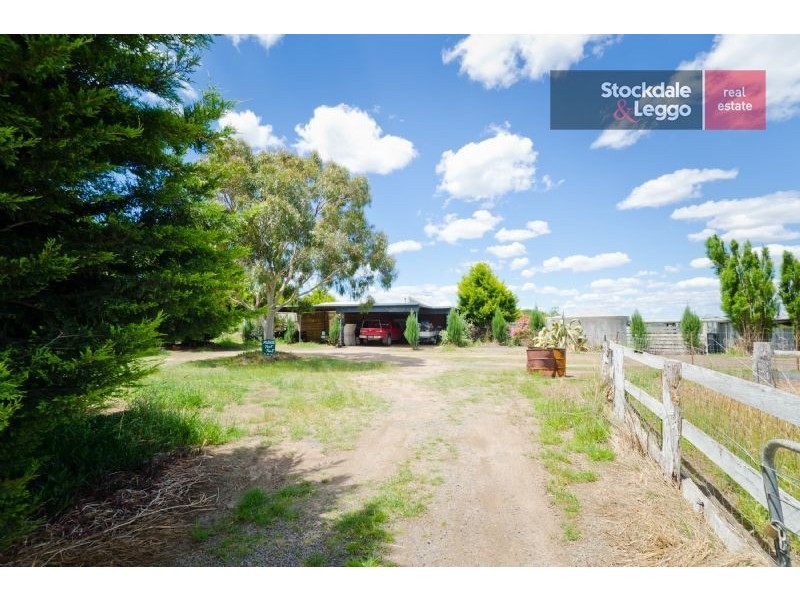 220 Konagadeera Road, Oaklands Junction VIC 3063