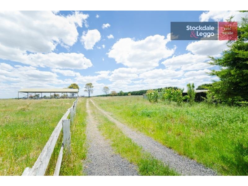 220 Konagadeera Road, Oaklands Junction VIC 3063