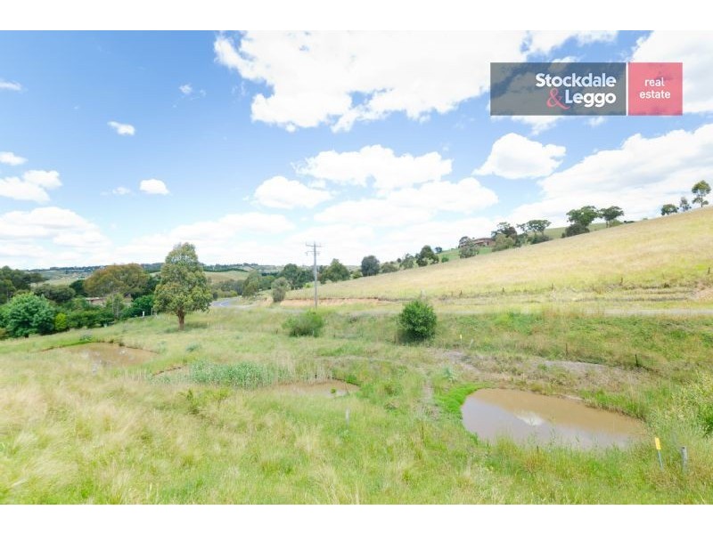 220 Konagadeera Road, Oaklands Junction VIC 3063