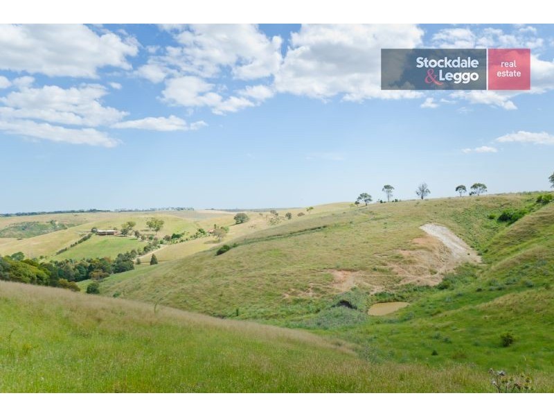 220 Konagadeera Road, Oaklands Junction VIC 3063