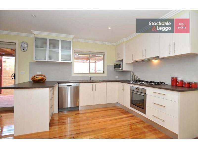 23 Gaynor Crescent, Gladstone Park VIC 3043