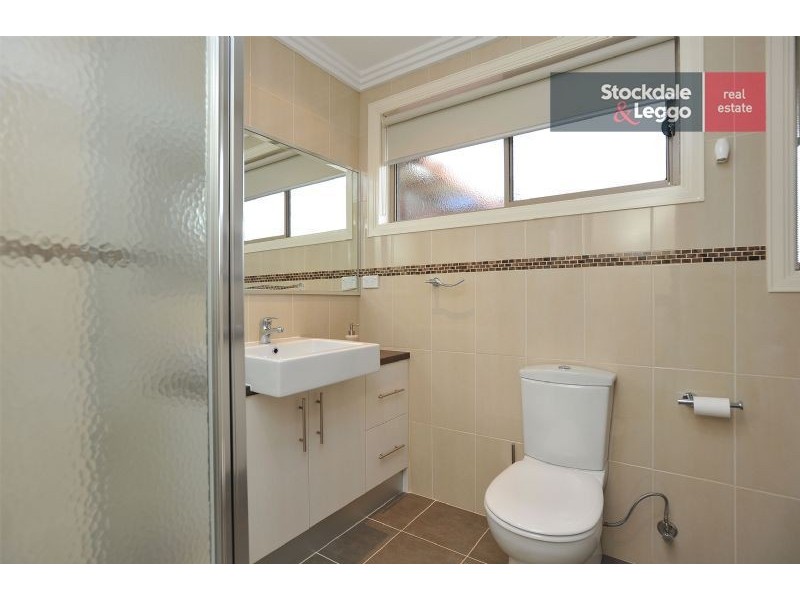 23 Gaynor Crescent, Gladstone Park VIC 3043