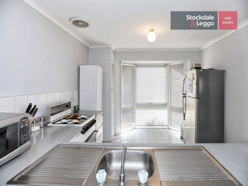 7 Davidson Court, Attwood VIC 3049