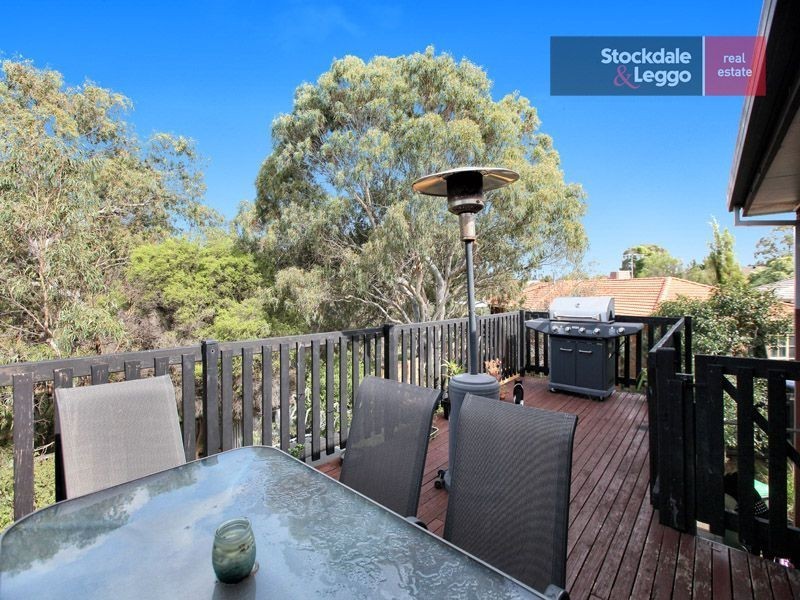 7 Davidson Court, Attwood VIC 3049