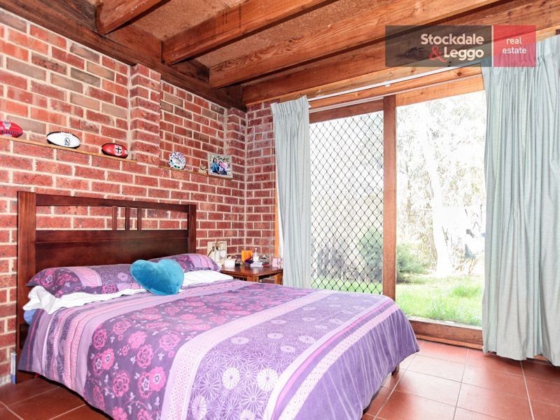 7 Davidson Court, Attwood VIC 3049